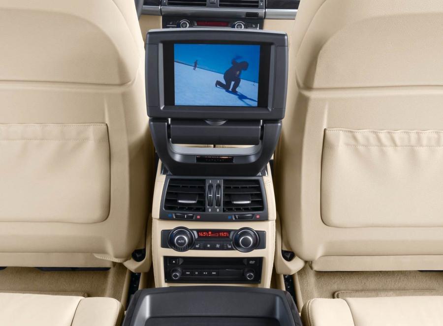  BMW X6 2007 года  (фото 33 из 148)